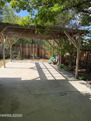 513 S Main Street, Yerington, NV 89447
