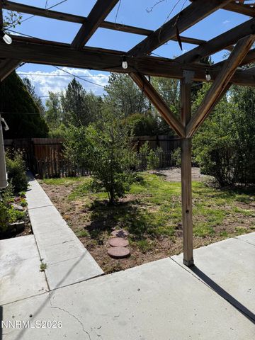 513 S Main Street, Yerington, NV 89447