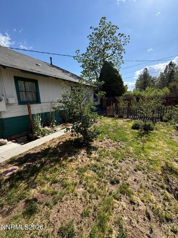 513 S Main Street, Yerington, NV 89447