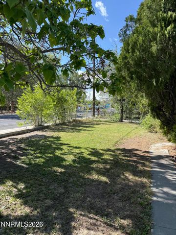 513 S Main Street, Yerington, NV 89447