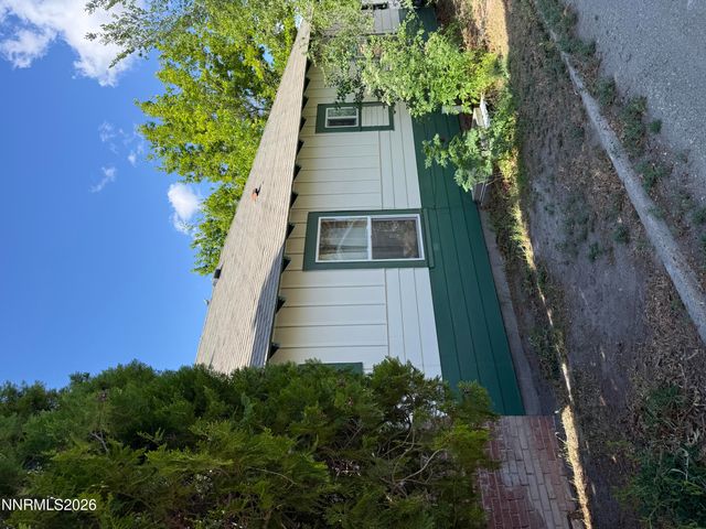 513 S Main Street, Yerington, NV 89447