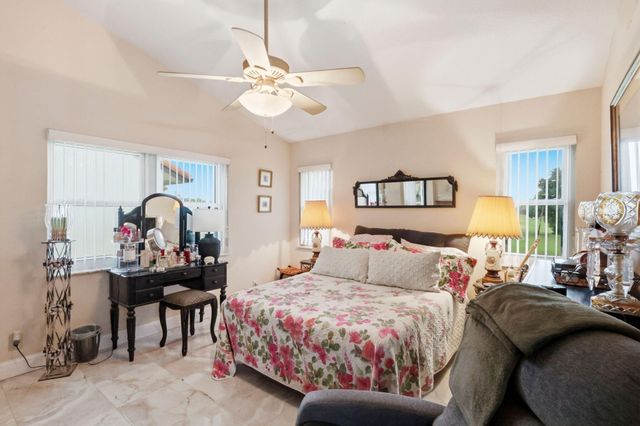 5853 Parkwalk Drive, Boynton Beach, FL 33472
