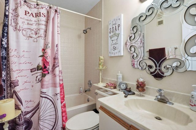 5853 Parkwalk Drive, Boynton Beach, FL 33472