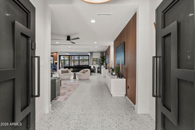 6429 E SHARON Drive, Scottsdale, AZ 85254
