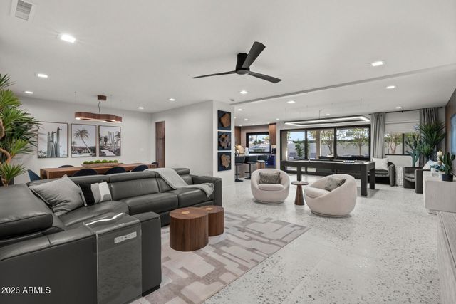 6429 E SHARON Drive, Scottsdale, AZ 85254