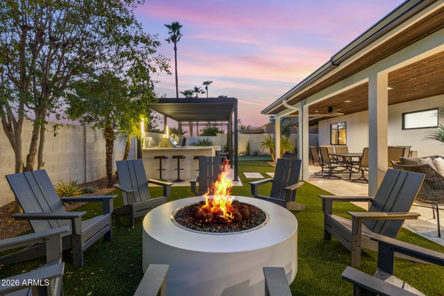 6429 E SHARON Drive, Scottsdale, AZ 85254