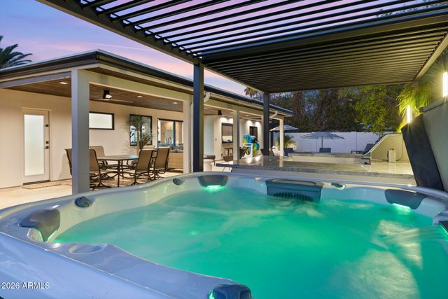 6429 E SHARON Drive, Scottsdale, AZ 85254