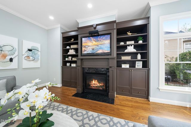 202 Maywood Way, Chapel Hill, NC 27516