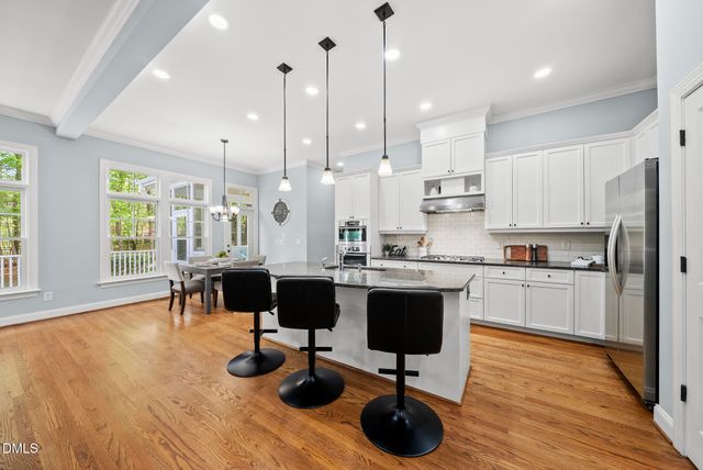 202 Maywood Way, Chapel Hill, NC 27516