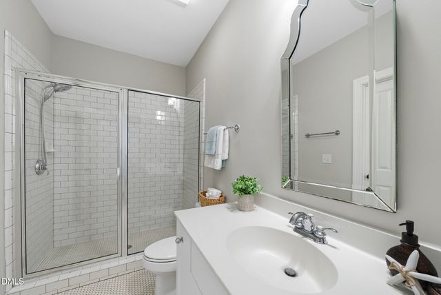 202 Maywood Way, Chapel Hill, NC 27516