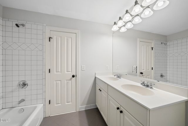 202 Maywood Way, Chapel Hill, NC 27516