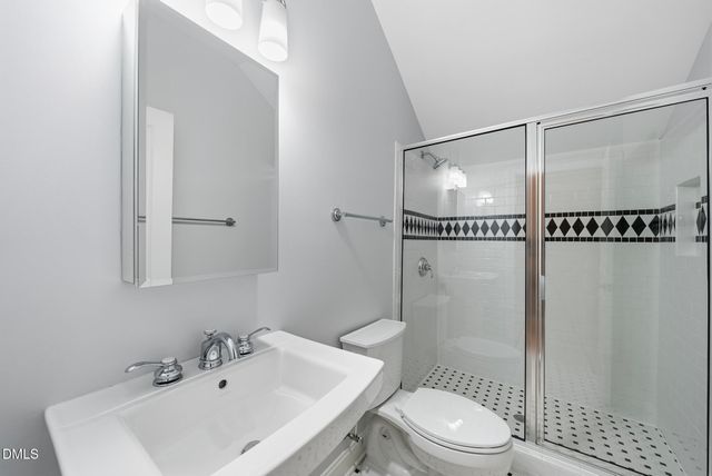 202 Maywood Way, Chapel Hill, NC 27516