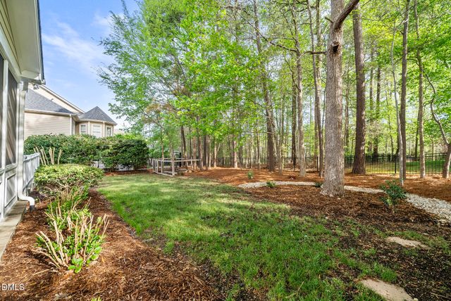 202 Maywood Way, Chapel Hill, NC 27516