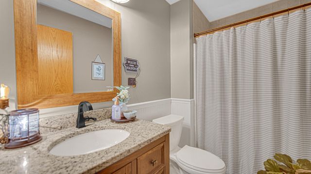 628 Fawn Circle, Lowell, IN 46356