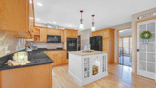 628 Fawn Circle, Lowell, IN 46356