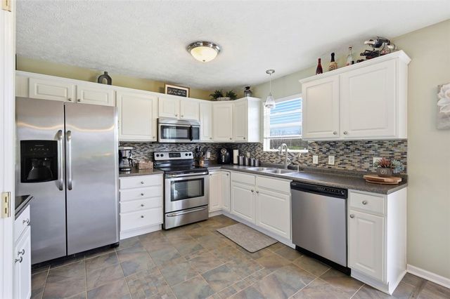 596 Terrace Creek Court, Clearcreek Twp, OH 45036
