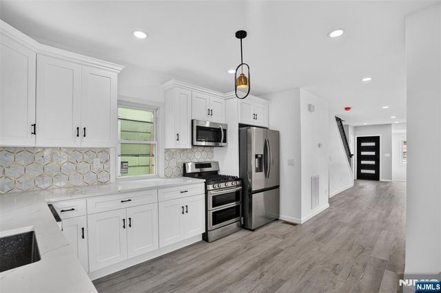 33 Race Street, Bloomfield, NJ 07003