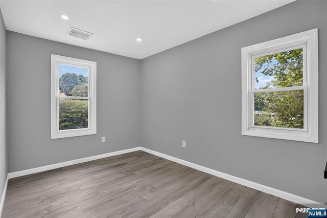 33 Race Street, Bloomfield, NJ 07003