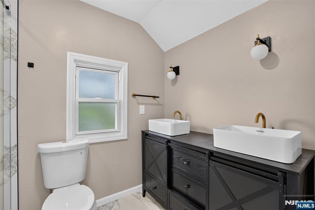 33 Race Street, Bloomfield, NJ 07003