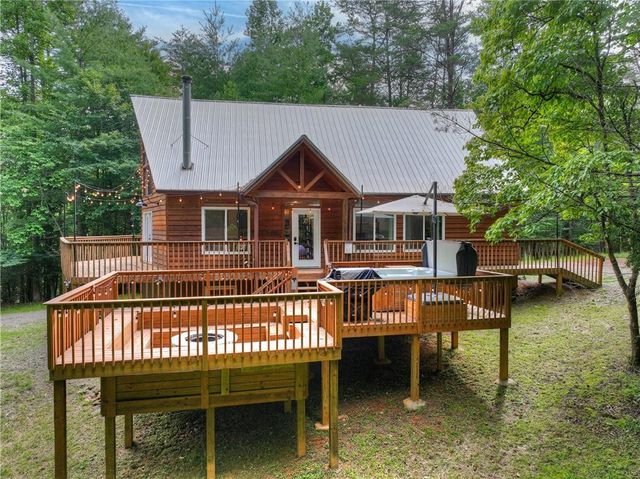 2 Watson Gap Road, Mineral Bluff, GA 30559