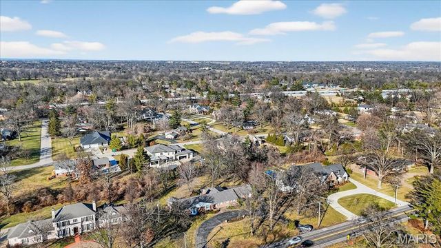 11549 Clayton Road, St Louis, MO 63131