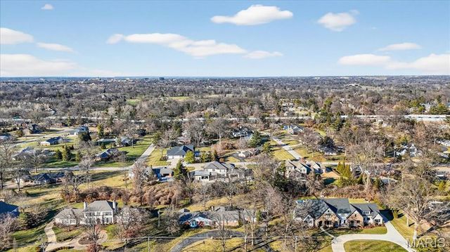 11549 Clayton Road, St Louis, MO 63131