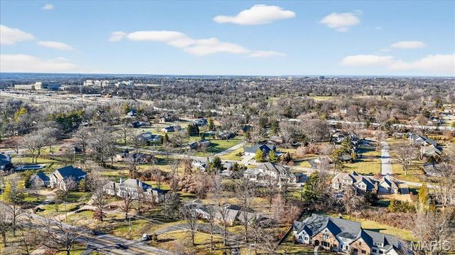 11549 Clayton Road, St Louis, MO 63131