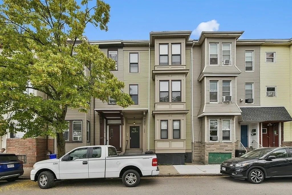 135 Havre 4, Boston, MA 02128