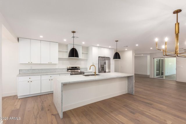 829 E DESERT PARK Lane, Phoenix, AZ 85020