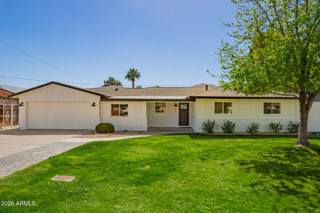 829 E DESERT PARK Lane, Phoenix, AZ 85020