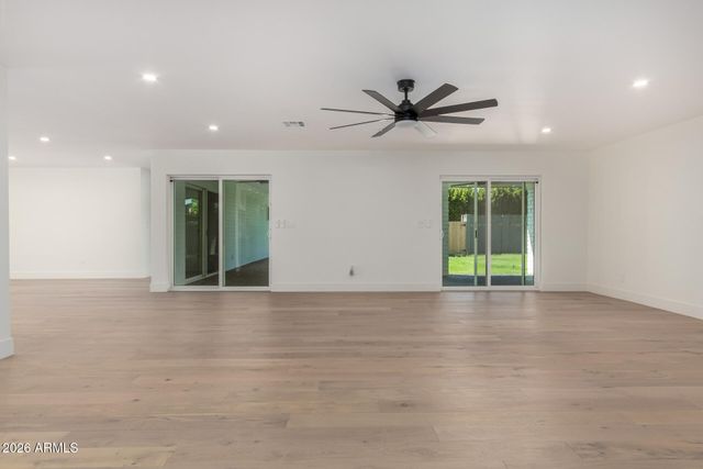 829 E DESERT PARK Lane, Phoenix, AZ 85020