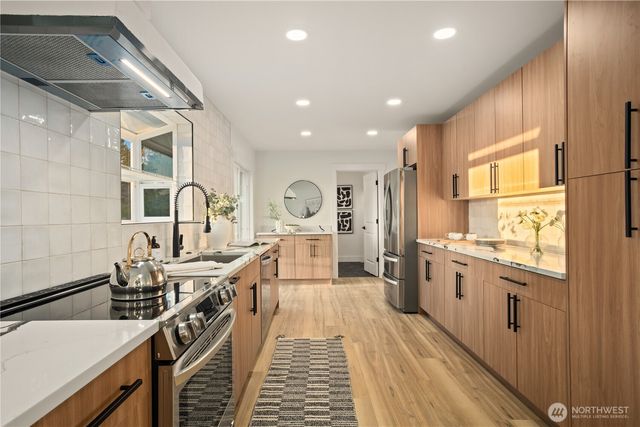 708 Waverly Avenue, Everett, WA 98201