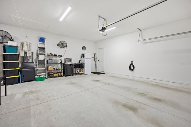 8946 SW 67TH AVENUE, Ocala, FL 34476