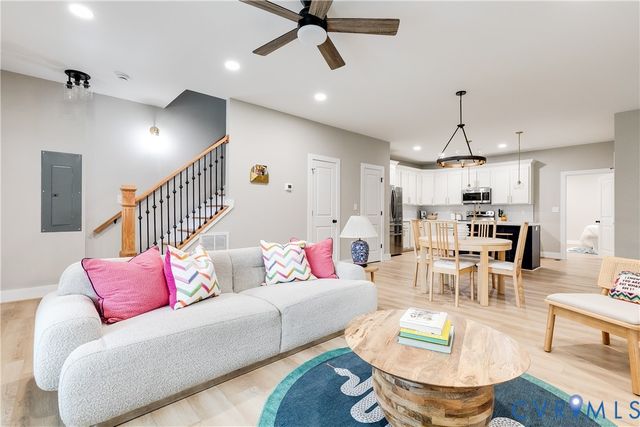1212 Oakwood Ave, Richmond, VA 23223