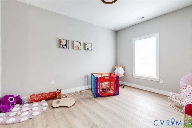 1212 Oakwood Ave, Richmond, VA 23223