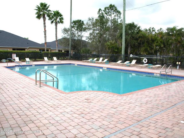 620 Remington Green Drive SE 102, Palm Bay, FL 32909