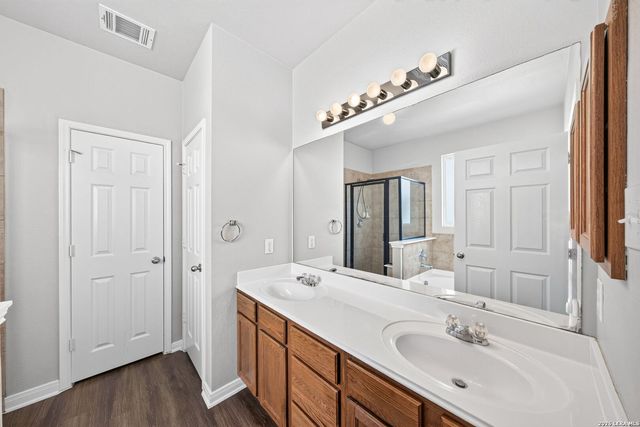 144 STILL BROOK LN, Cibolo, TX 78108