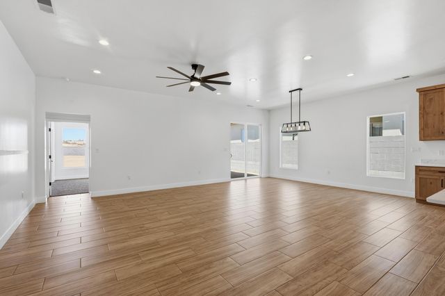 1537 Tulip Road SE, Rio Rancho, NM 87124