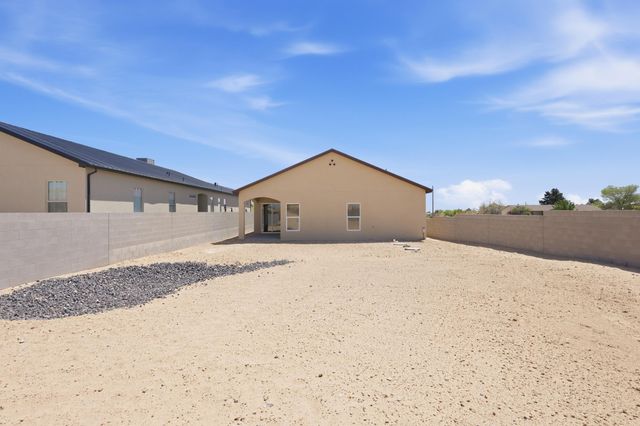 1537 Tulip Road SE, Rio Rancho, NM 87124