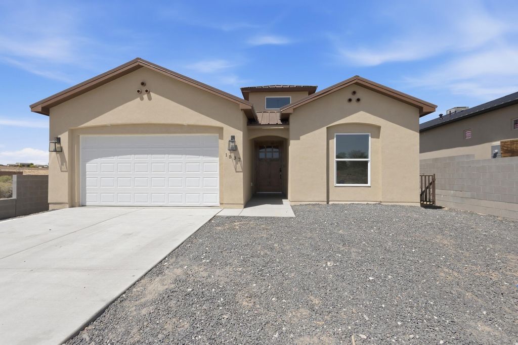 1537 Tulip Road SE, Rio Rancho, NM 87124