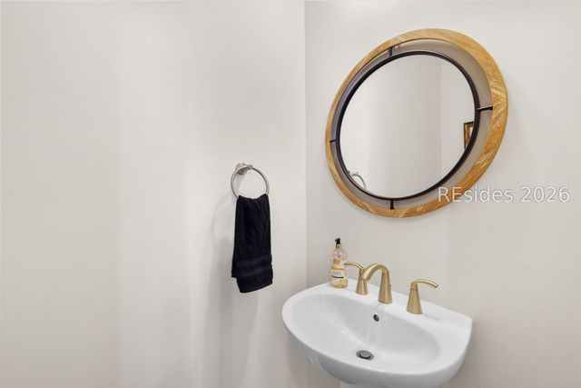 6 Buttonwood Ln, Bluffton, SC 29909