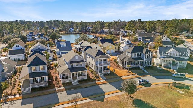 6 Buttonwood Ln, Bluffton, SC 29909