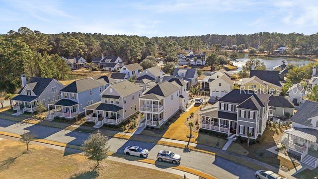 6 Buttonwood Ln, Bluffton, SC 29909