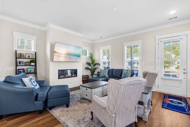 6 Buttonwood Ln, Bluffton, SC 29909