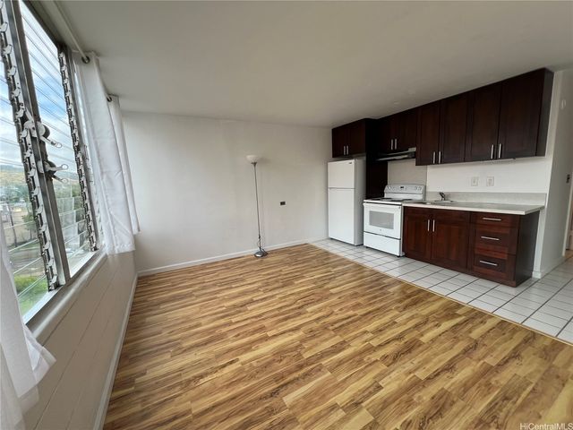 1650 Kanunu Street 514, Honolulu, HI 96814