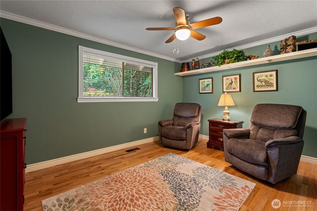 4025 Brouse Boulevard W, University Place, WA 98466