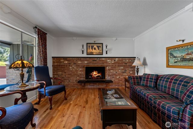 4025 Brouse Boulevard W, University Place, WA 98466