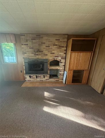 21776 E Fairway Drive S, Southfield, MI 48033