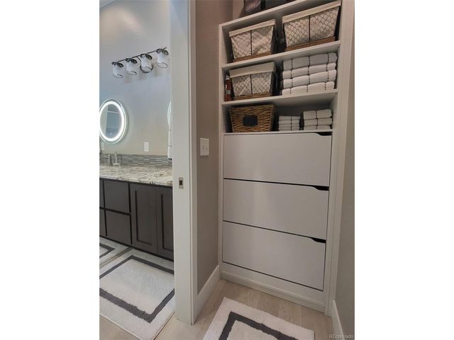 15533 W Vassar Ave, Lakewood, CO 80228