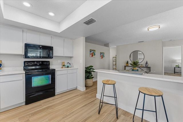 8810 41ST STREET N, Pinellas Park, FL 33782